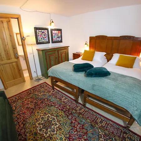 Maisons Grandes Murailles *