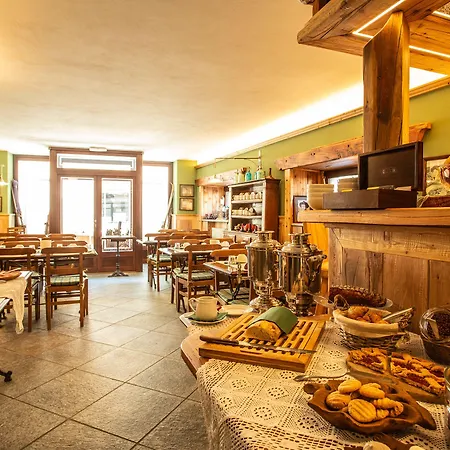 Maisons Grandes Murailles * Valtournenche