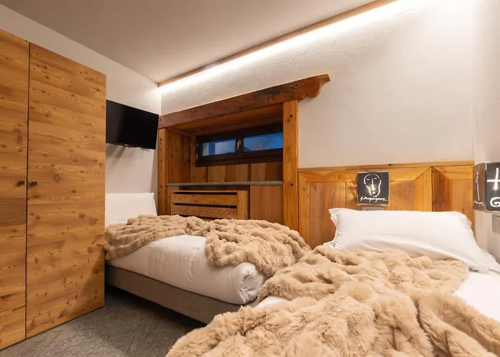 Maisons Grandes Murailles-luxury * Valtournenche