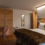 Maisons Grandes Murailles-Luxury Apartments Valtournenche