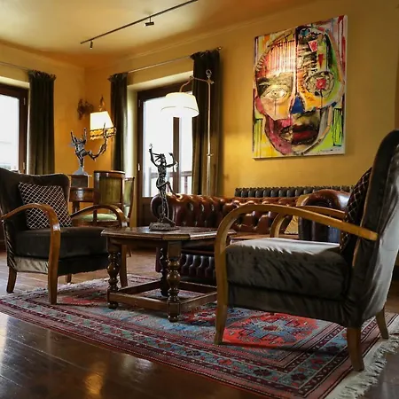 Maisons Grandes Murailles