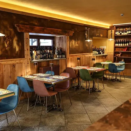 Maisons Grandes Murailles 아파트