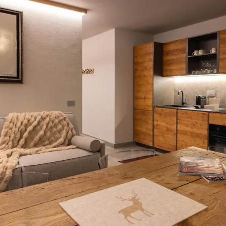 Maisons Grandes Murailles-Luxury Apartments * Valtournenche