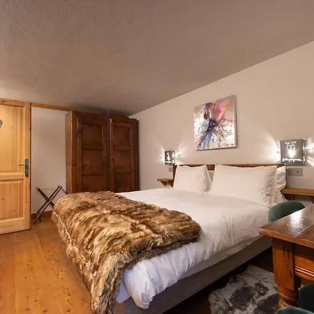 Maisons Grandes Murailles