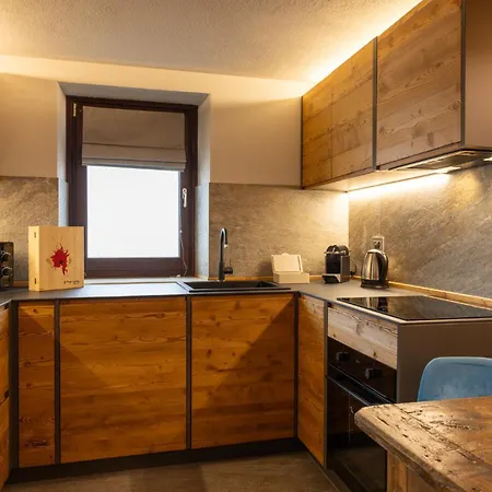 Maisons Grandes Murailles-luxury Valtournenche