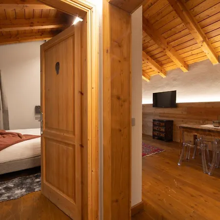 Maisons Grandes Murailles