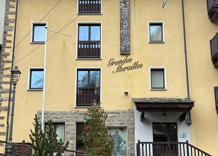 Maisons Grandes Murailles-Luxury Apartments Apartment